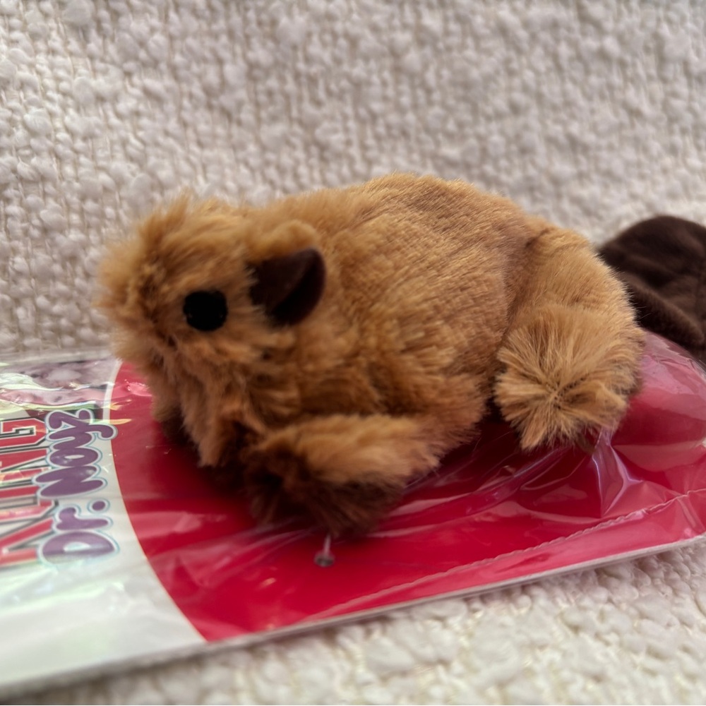 Kong Tan and Brown Plush Small Pet Toy / Dr. Noyx Beaver Small toy